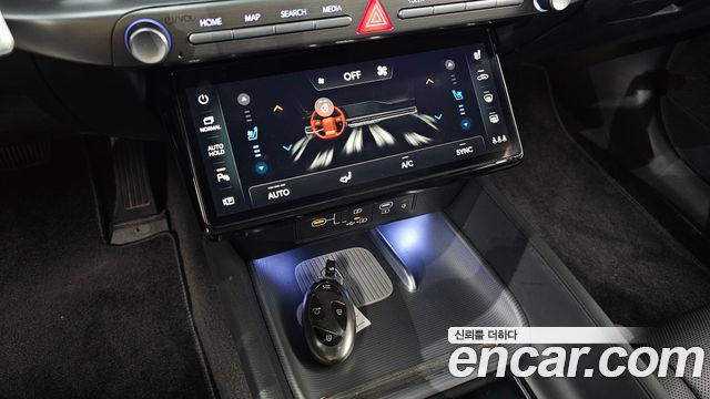 Hyundai Grandeur (GN7) 2,5 Gasoline 2WD Premium 2023 — фото 18