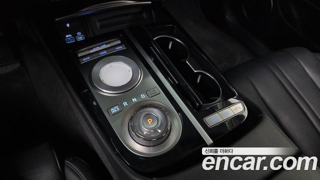 Genesis G80 (RG3) Gasoline 2.5 Turbo AWD 2022 — фото 9