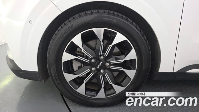 Kia Carnival (IV) Gasoline 9-seater Limousine(Special vehicle) 2022 — фото 5