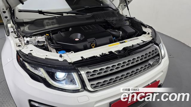 Land Rover Range Rover Evoque 2.0 TD4 SE 2018 — фото 6