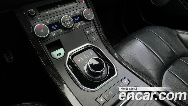 Land Rover Range Rover Evoque 2.0 TD4 SE 2018 — фото 9
