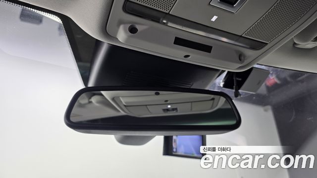 Land Rover Range Rover Evoque 2.0 TD4 SE 2018 — фото 29