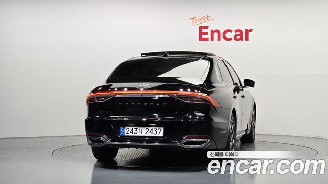 Hyundai Grandeur Hybrid (IG) Le Blanc 2023 — фото 4
