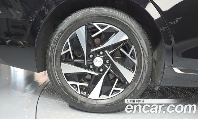 Hyundai Grandeur Hybrid (IG) Le Blanc 2023 — фото 5