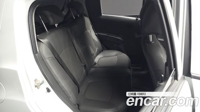 Chevrolet Spark Spark S LS+ 2014 — фото 12