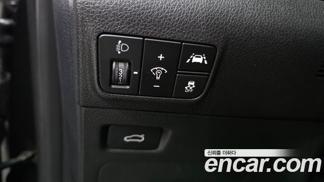 Kia K5 (III) 2.0 Prestige 2023 — фото 13