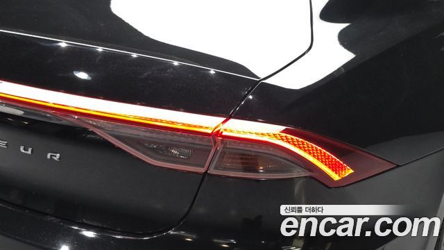 Hyundai Grandeur (IG) 3.3 Premium 2020 — фото 23