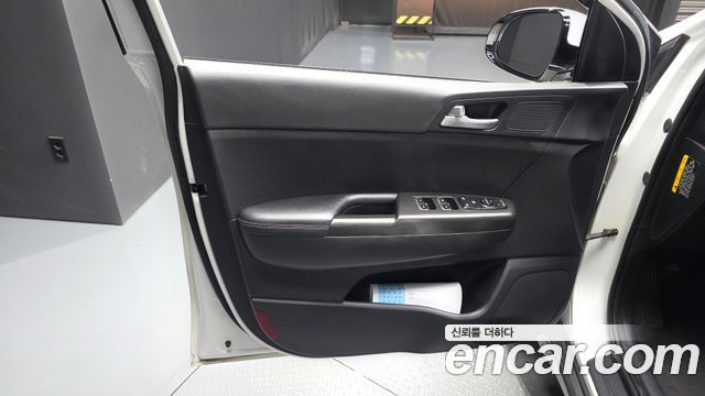 Kia Sportage (IV) Diesel 2WD Prestige 2016 — фото 24