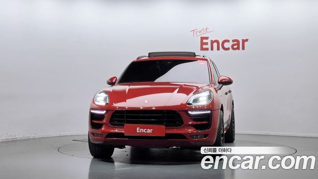 Porsche Macan 3.0 GTS 95B 2018 — фото 3