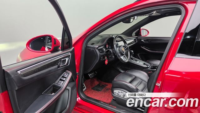 Porsche Macan 3.0 GTS 95B 2018 — фото 10