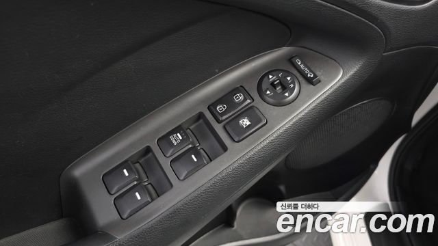 Kia K3 Trendy 2018 — фото 28