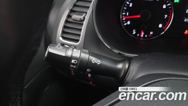 Kia K3 Trendy 2018 — фото 31