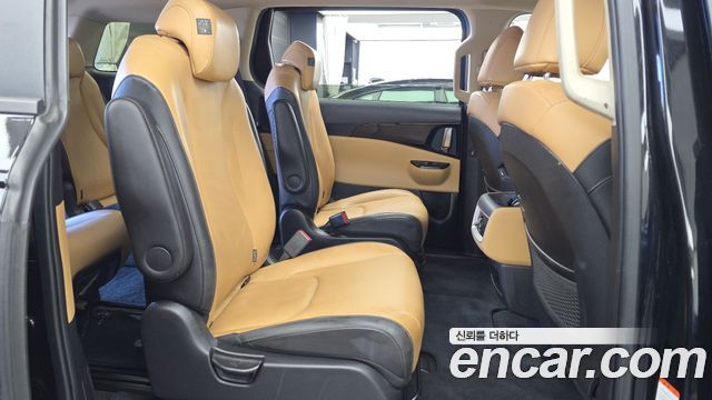Kia Carnival (IV) Diesel 9-Seater Prestige 2023 — фото 12