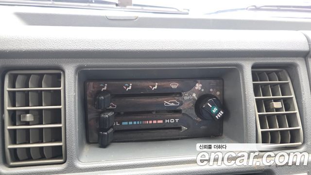 Chevrolet Damas 2-Seater Panel-Van Super 2015 — фото 15