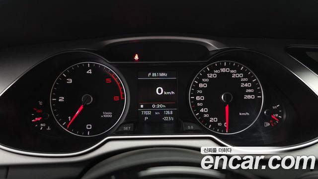 Audi A4 30 TDI Dynamic B8 2015 — фото 8