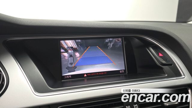 Audi A4 30 TDI Dynamic B8 2015 — фото 16