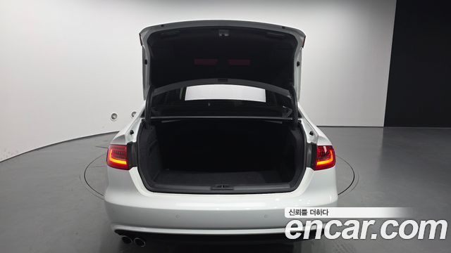 Audi A4 30 TDI Dynamic B8 2015 — фото 20