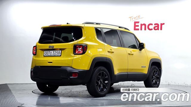 Jeep Renegade 2.4 Limited AWD 2018 — фото 2