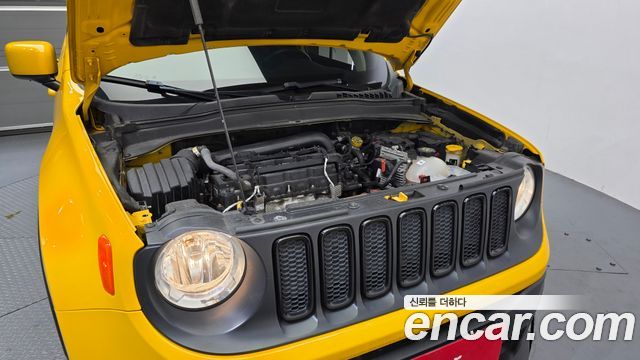Jeep Renegade 2.4 Limited AWD 2018 — фото 6