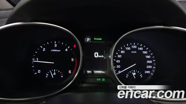Hyundai Santa Fe The Prime Diesel 2.2 4WD Exclusive Special 2016 — фото 8