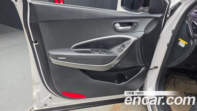 Hyundai Santa Fe The Prime Diesel 2.2 4WD Exclusive Special 2016 — фото 24