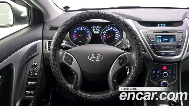 Hyundai Avante 1.6 GDi Style 2016 — фото 13