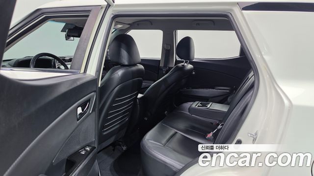 KG Mobility (SsangYong) Very New Tivoli Gasoline 1.5 2WD V3 2022 — фото 11