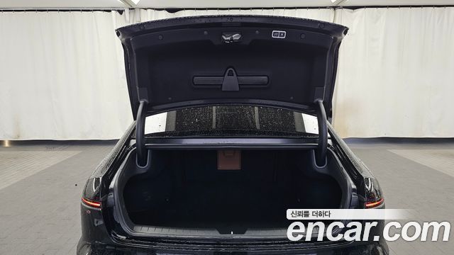 Hyundai Grandeur (GN7) 2,5 Gasoline 2WD Exclusive 2023 — фото 20