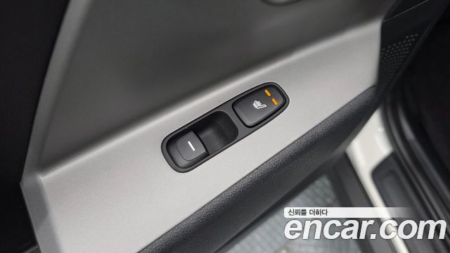 Kia Niro Plus Air 2023 — фото 20