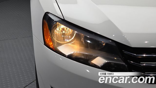 Volkswagen Passat 2.0 TDI B7 2015 — фото 22