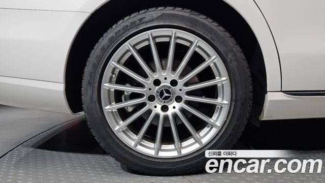 Mercedes-Benz E-Class (W213) E250 Exclusive 2021 — фото 5