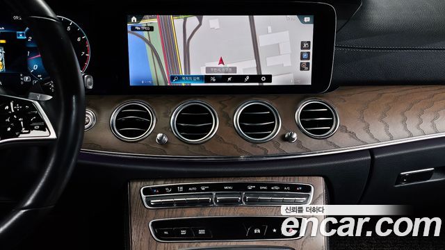 Mercedes-Benz E-Class (W213) E250 Exclusive 2021 — фото 14
