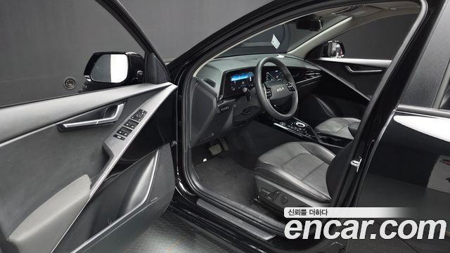 Kia Niro Prestige 2026 — фото 10