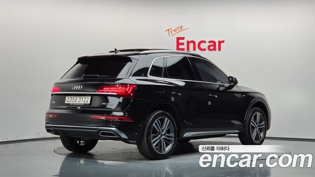 Audi Q5 (FY) 45 TFSI Quattro Premium 2023 — фото 2