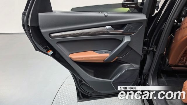 Audi Q5 (FY) 45 TFSI Quattro Premium 2023 — фото 31