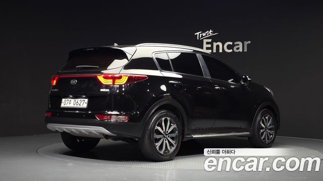 Kia Sportage (IV) Diesel 1.7 2wd Noblesse 2016 — фото 2