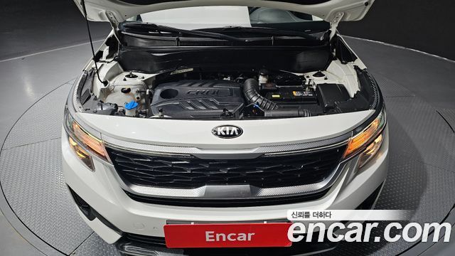Kia Seltos Diesel 1.6 4WD Prestige 2022 — фото 6