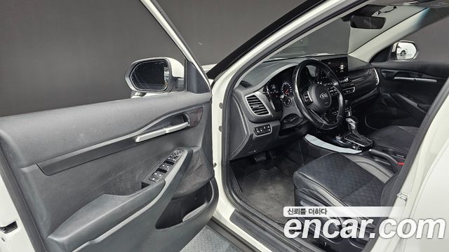 Kia Seltos Diesel 1.6 4WD Prestige 2022 — фото 10