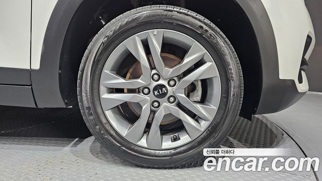 Kia Seltos Diesel 1.6 4WD Prestige 2022 — фото 21