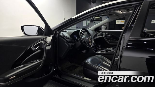 Hyundai Grandeur (HG) LPG HG300 Executive 2011 — фото 10