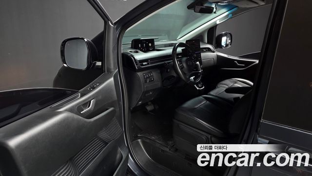 Hyundai Staria Tourer 11-Seater Modern 2022 — фото 10