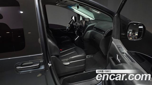 Hyundai Staria Tourer 11-Seater Modern 2022 — фото 11