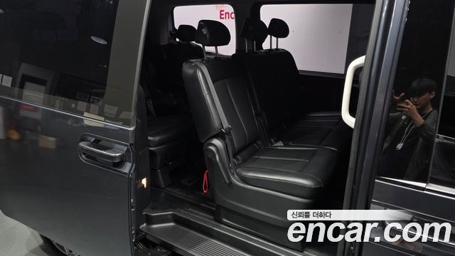 Hyundai Staria Tourer 11-Seater Modern 2022 — фото 12