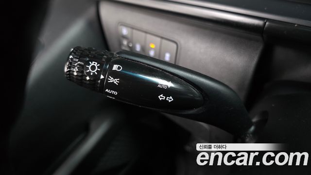 Hyundai Staria Tourer 11-Seater Modern 2022 — фото 19