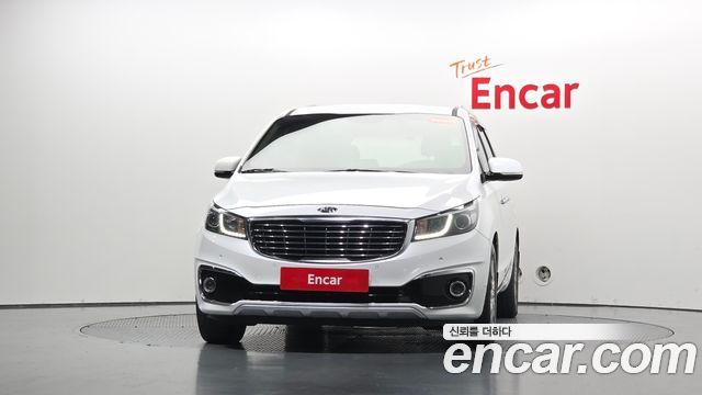 Kia Carnival 9-seater Prestige 2018 — фото 3