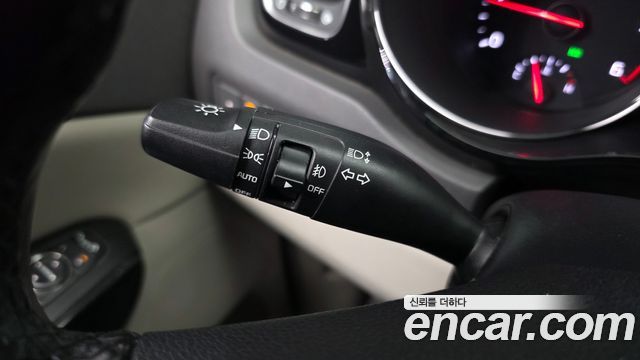 Kia Carnival 9-seater Prestige 2018 — фото 18