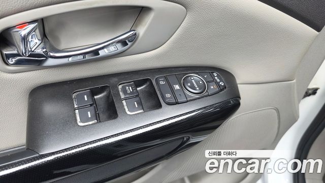 Kia Carnival 9-seater Prestige 2018 — фото 30