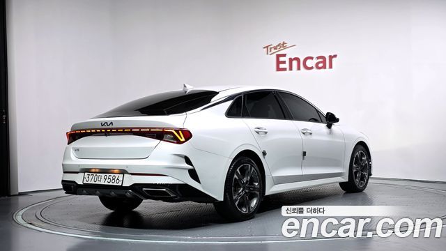 Kia K5 (III) 2.0 Signature 2023 — фото 2