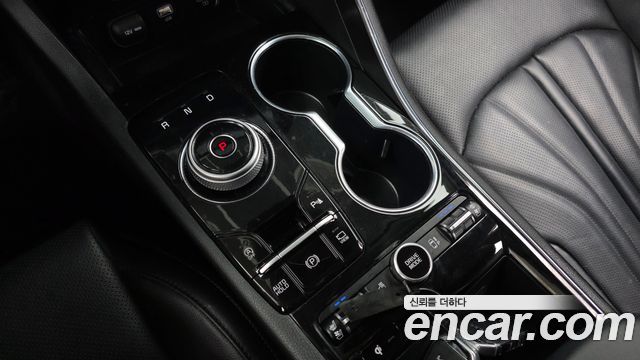 Kia K5 (III) 2.0 Signature 2023 — фото 9