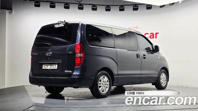Hyundai Grand Starex Van 5-Seater Modern 2018 — фото 2